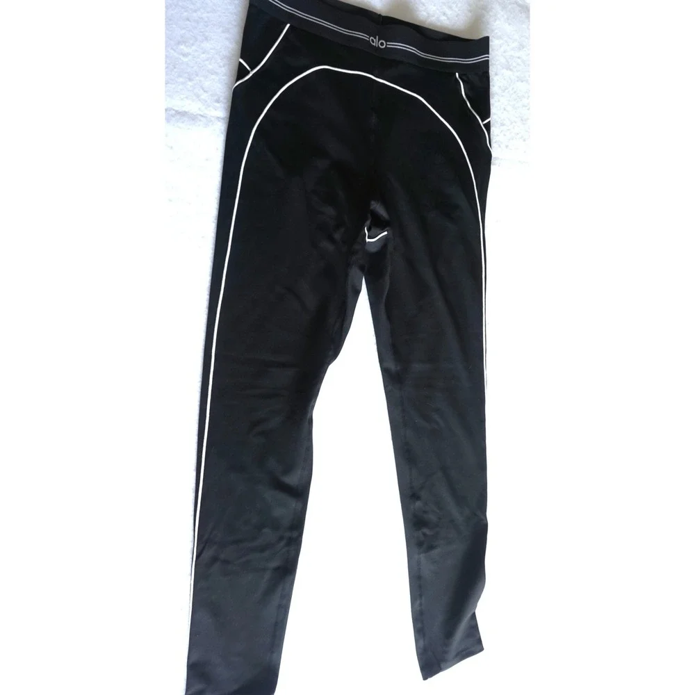Alo Yoga Womens 2 Piece Set Sports Bra and Leggings Black White Piping XL